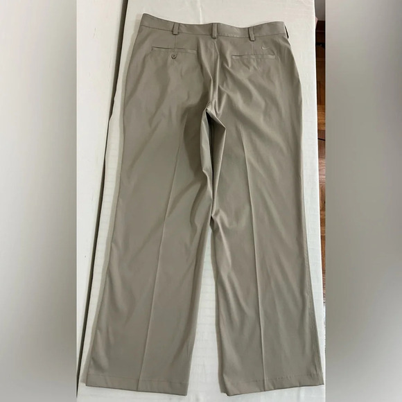 Nike Dri-Fit Size 36x30 Mens Performance Golf Pants Khaki Tan 598445 - Picture 4 of 15